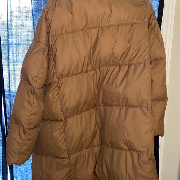Loft creamy tan/cocoa puffer coat. Lovely, just too big, definitely run large. - Picture 3 of 3